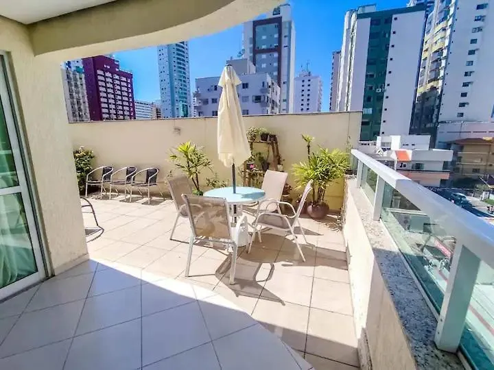 Apto Com Piscina Privativa No Centro Balneário Camboriú